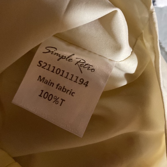 Simple retro floral blouse - Picture 4 of 5